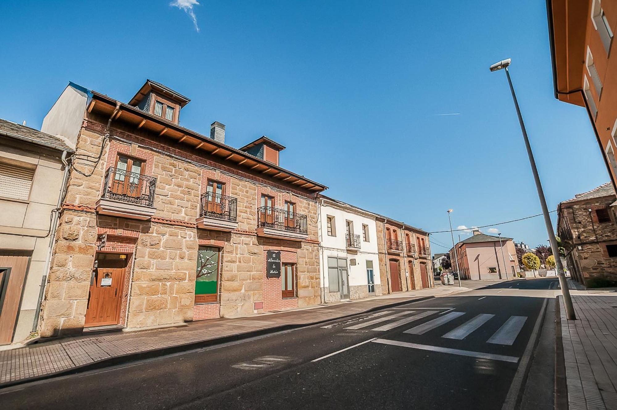 Casa Rural El Almendro De Maria Ponferrada Eksteriør bilde