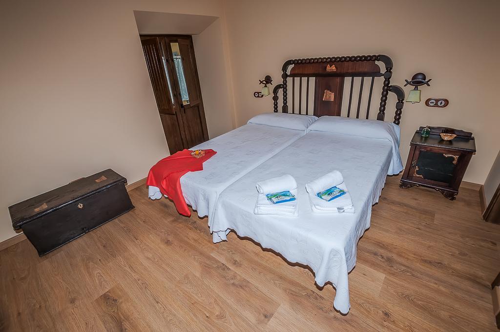 Casa Rural El Almendro De Maria Ponferrada Rom bilde