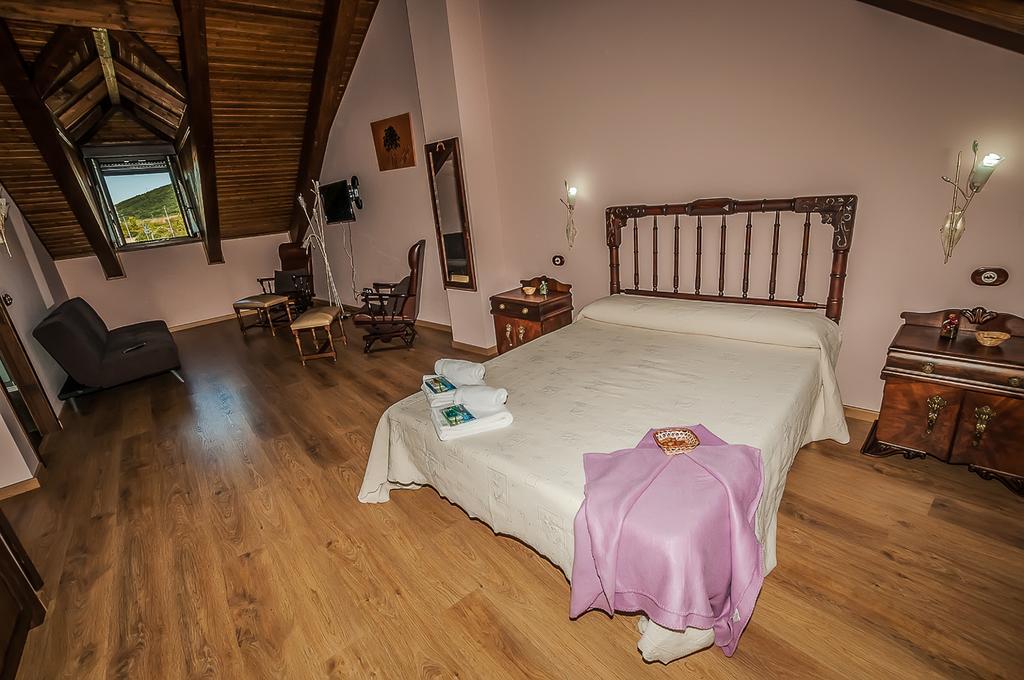 Casa Rural El Almendro De Maria Ponferrada Eksteriør bilde