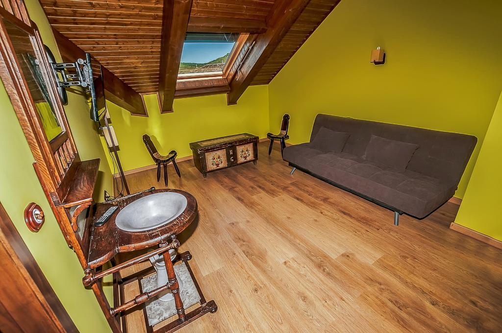 Casa Rural El Almendro De Maria Ponferrada Rom bilde