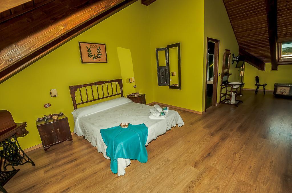 Casa Rural El Almendro De Maria Ponferrada Rom bilde