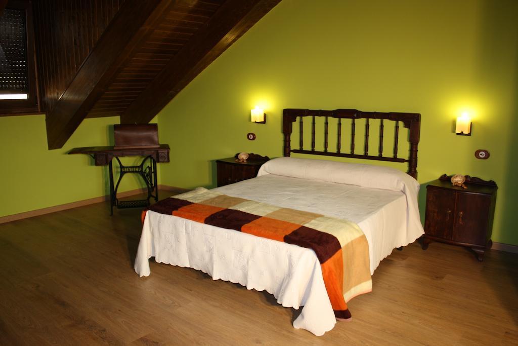 Casa Rural El Almendro De Maria Ponferrada Rom bilde